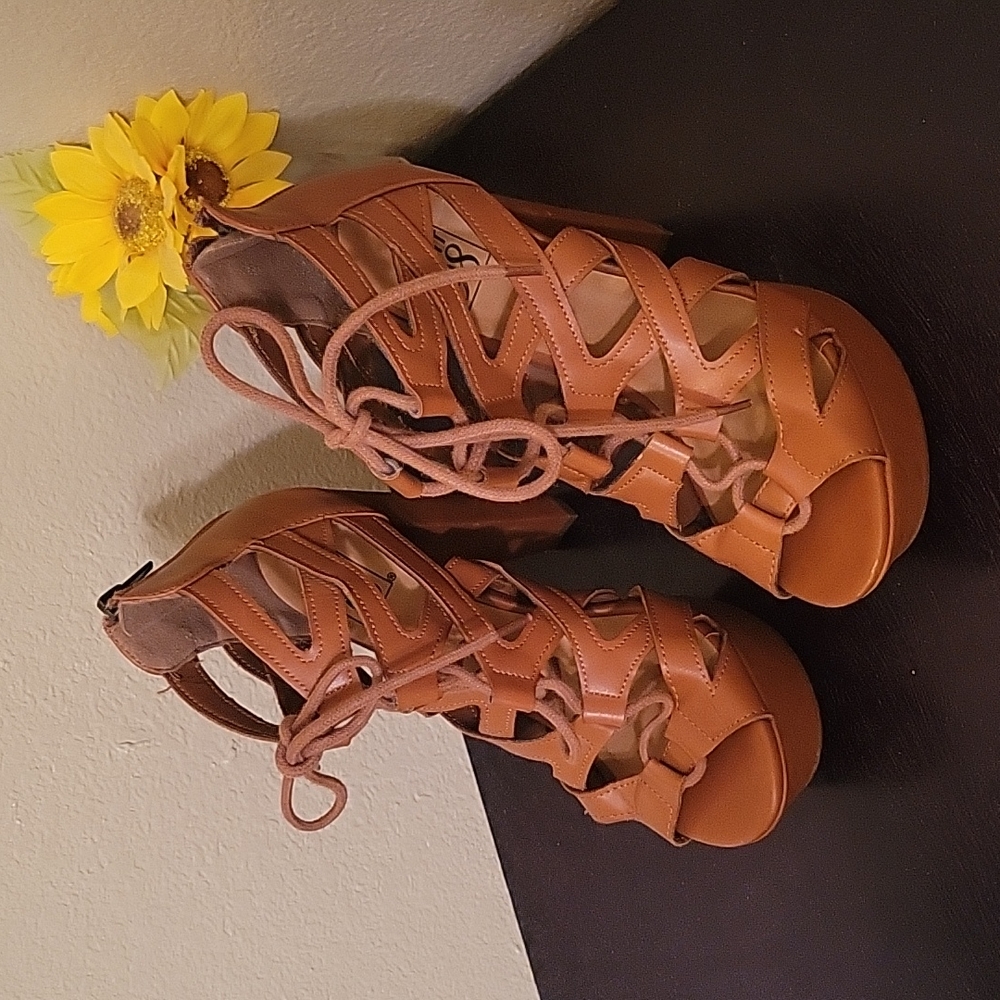 Speed Limit 98 Brown Lace up Heels Size 6.5